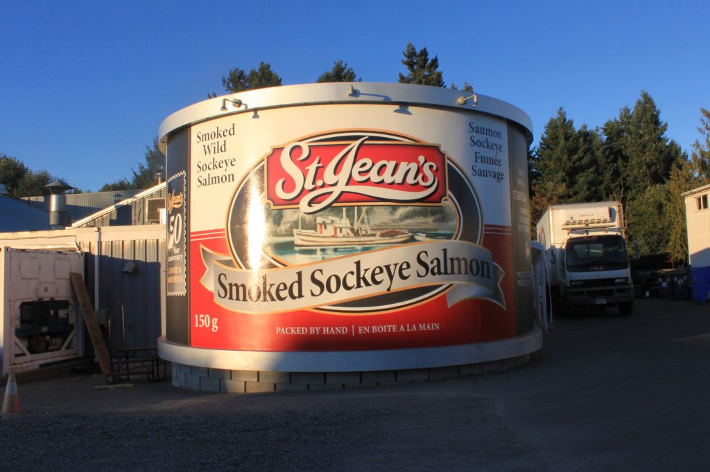 St Jeans Giant Can 1